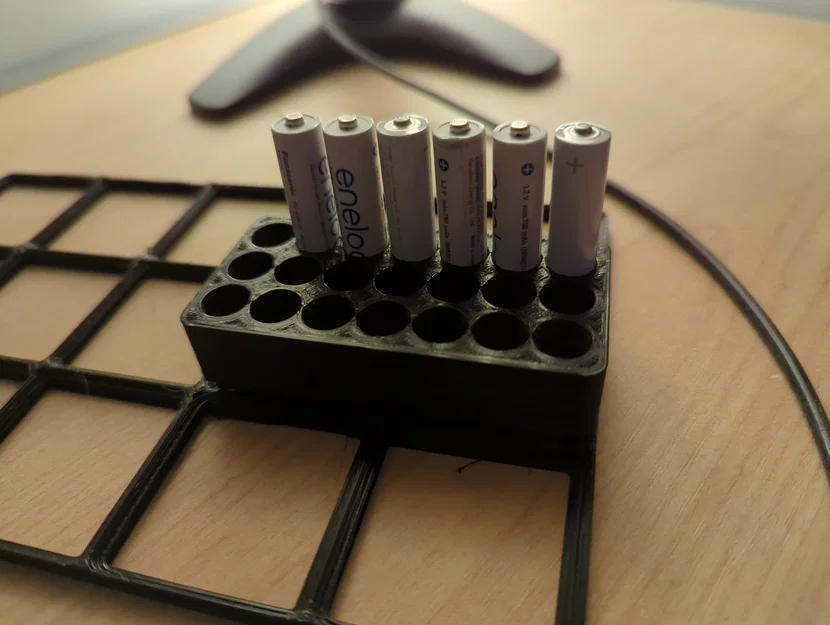 Khay đựng pin AAA Gridfinity 21 vị trí - Giải pháp lưu trữ ngăn nắp - Image 1