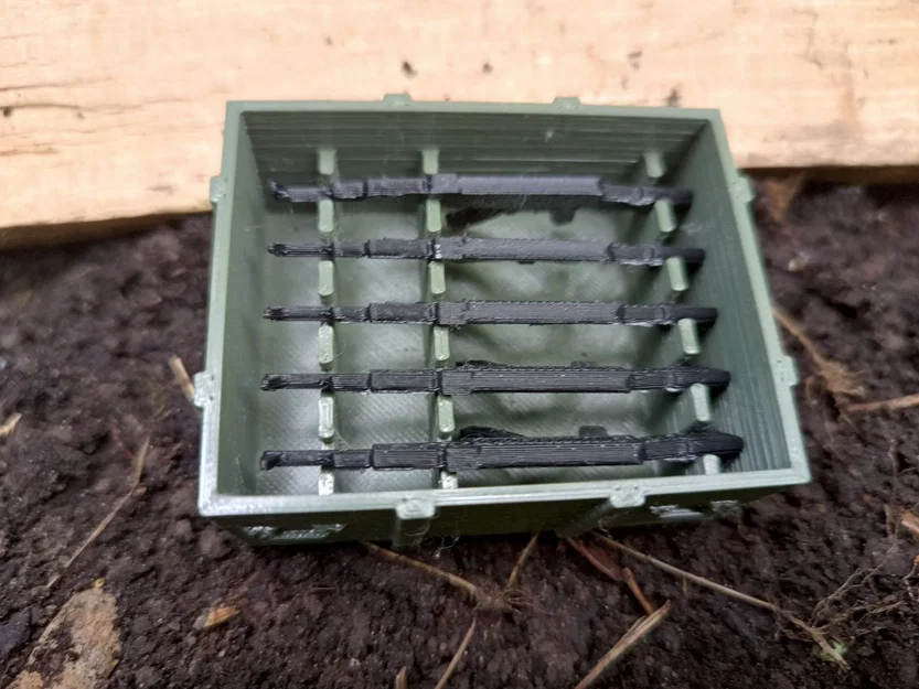 Thùng vũ khí & mô hình AK 47 tỉ lệ 1/16 cho xe WPL Trucks - Image 3