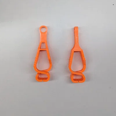 Kẹp treo găng tay (Gloves clip for hanging)