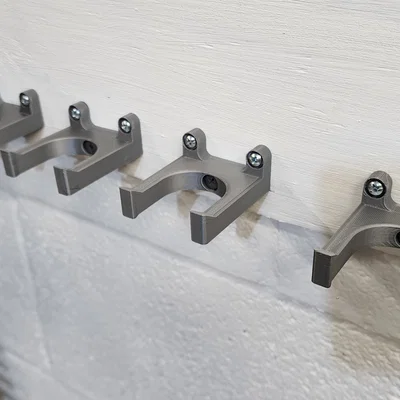 Giá treo tường cho Dewalt Pole Saw, Hedge Trimmer và Extension