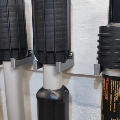 Giá treo tường cho Dewalt Pole Saw, Hedge Trimmer và Extension