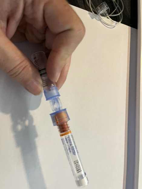 Bộ chuyển đổi ống Penfill Novorapid cho bơm insulin Minimed - Image 3