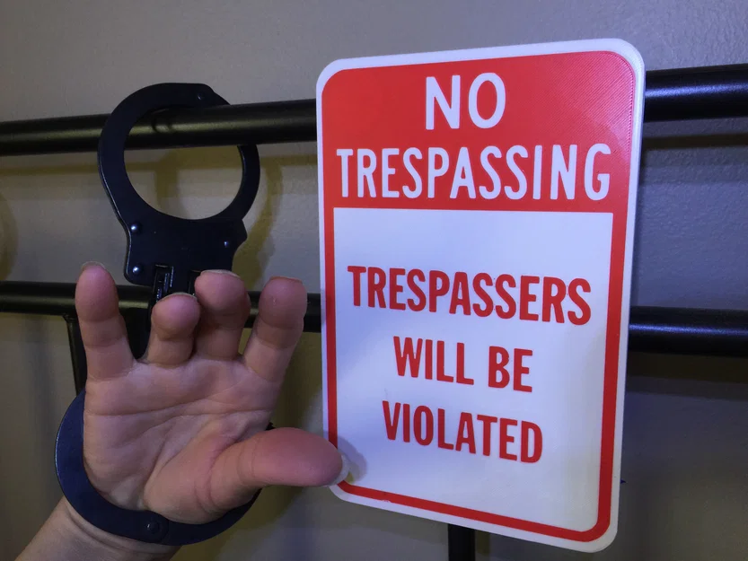Bảng “No Trespassing” (Cấm Xâm Nhập) - Image 1