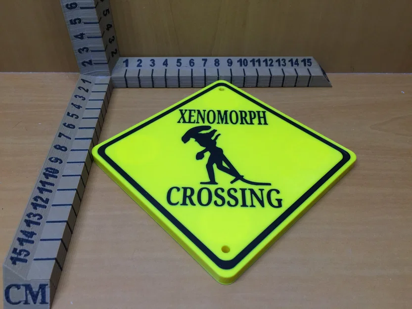Bảng Cảnh Báo Băng Qua Xenomorph (Xenomorph Crossing Sign) - Image 2