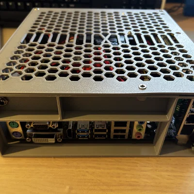 Vỏ Case Máy Tính mATX Tối Giản (Simple mATX form PC chassis M)