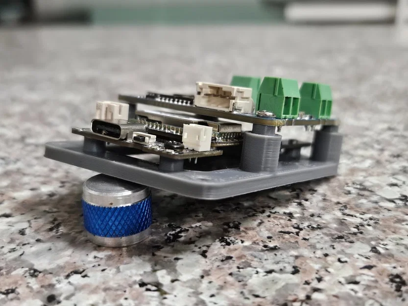 Adapter enclosure cho Meshtastic RAK + Waveshare Solar - Image 1