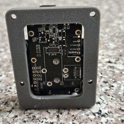 Adapter enclosure cho Meshtastic RAK + Waveshare Solar