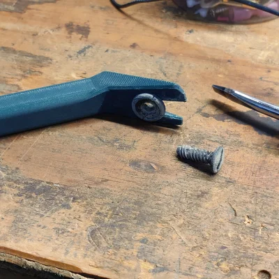 Dụng cụ tháo rivet ốp thân xe (Body Panel Rivet Removal Tool)