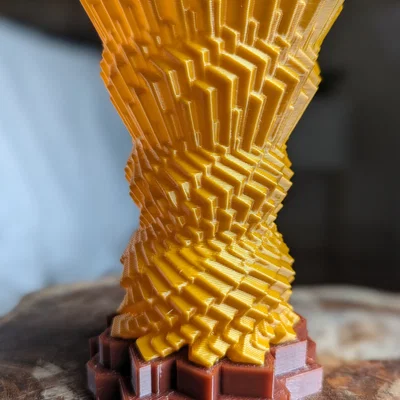 Mẫu in 3D Meteorite Vase: Bình hoa nghệ thuật và Đế cúp ấn tượng