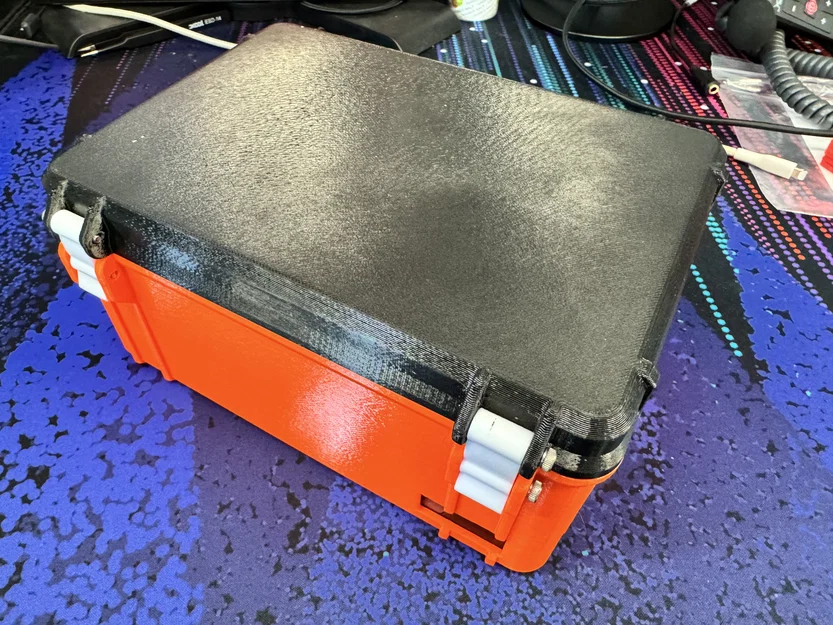 Trạm hàn Pinecil di động hoàn toàn kèm pin (Fully Portable Pinecil Soldering Station) - Image 2