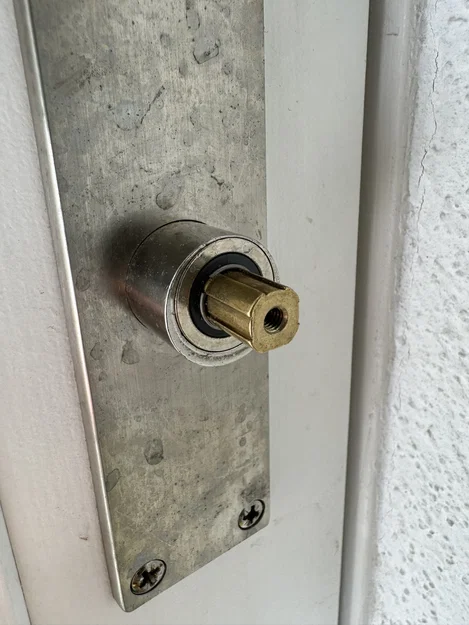 Bộ núm Switchbot Pro SEA (cốt khóa 22mm & adapter núm SEA) - Swiss - Image 2