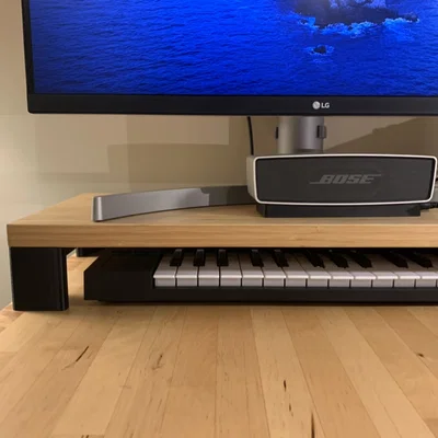 Bộ chân đế in 3D cho kệ đỡ màn hình máy tính phong cách Ikea