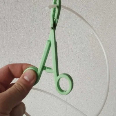 Kẹp Kocher (Kocher clamp)
