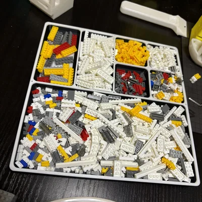 Khay phân loại Lego 20x20 cm