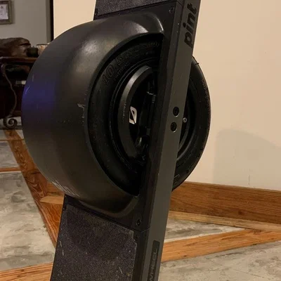 Chân đế dựng đứng Onewheel Pint (Onewheel Pint Stand)