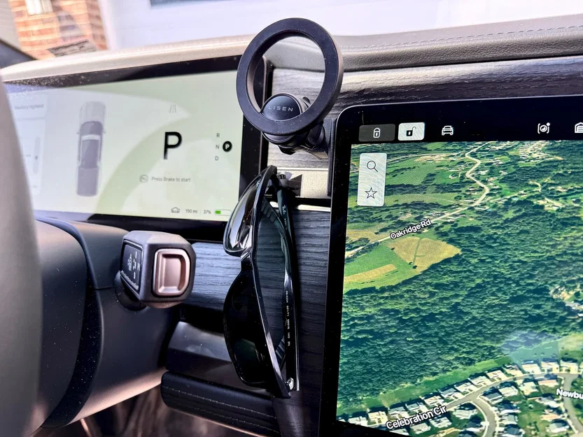 EVO Phone Mount V4 cho Rivian R1T & R1S - Image 2