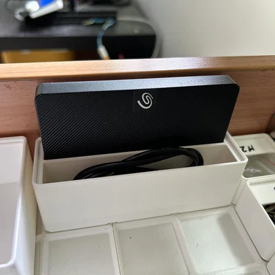 Khay đựng ổ cứng Seagate Expansion chuẩn Gridfinity 3x1 tiện lợi