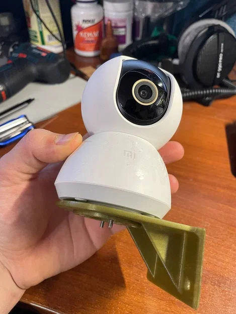 Giá treo tường cho Xiaomi Wi‑Fi Camera - Image 1