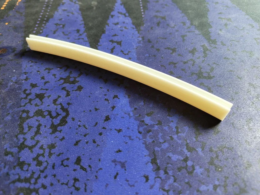 Giá đỡ bài tây đơn giản (Simple Playing card holder) - Image 3