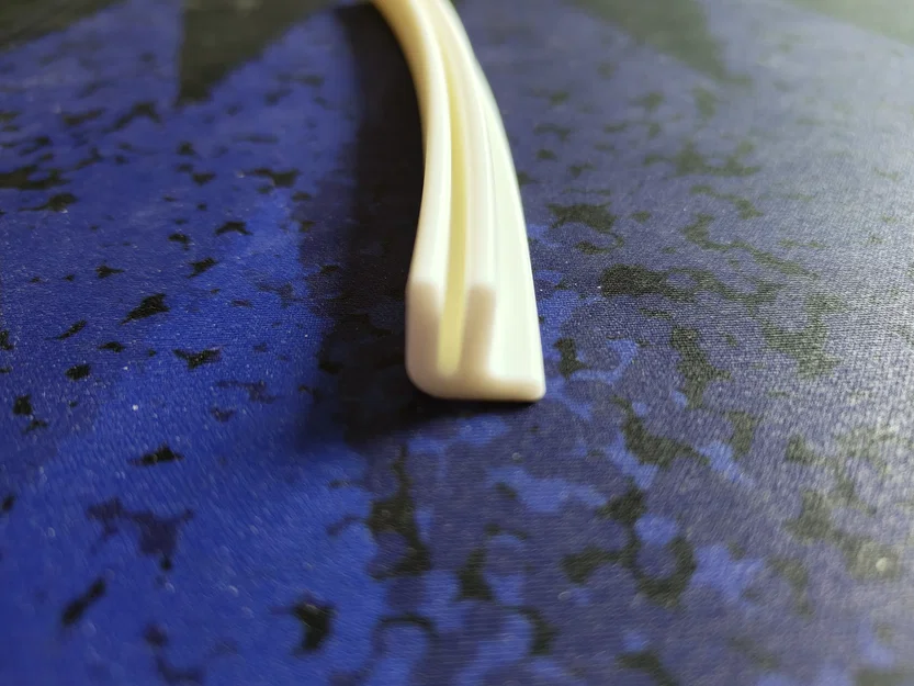 Giá đỡ bài tây đơn giản (Simple Playing card holder) - Image 4