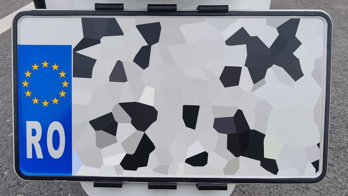 Giá đỡ biển số xe máy EU 130mm - Image 1