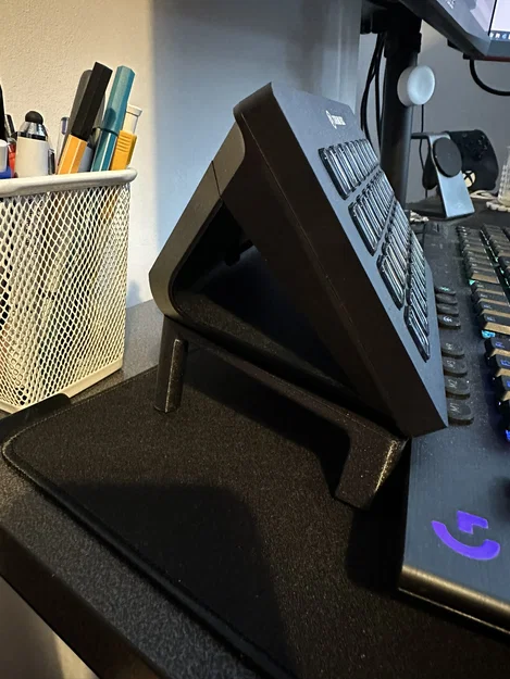 Stand Stream Deck XL nghiêng lên 10° (Upward Stream Deck XL 10° stand) - Image 2