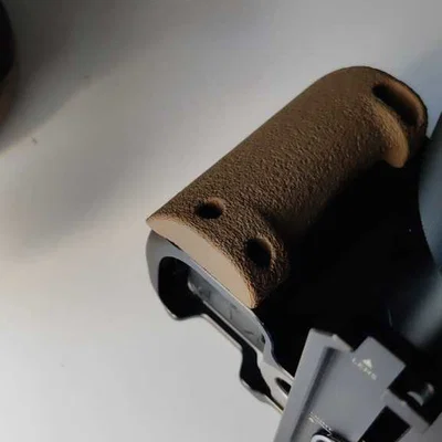 Tay cầm SmallRig cho Sony a6400 dùng với lens lớn hơn