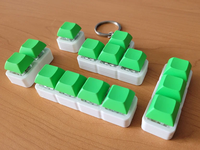 Đồ chơi móc khóa bấm switch giảm stress (Stress-Relief Keychain Toys) - Image 1