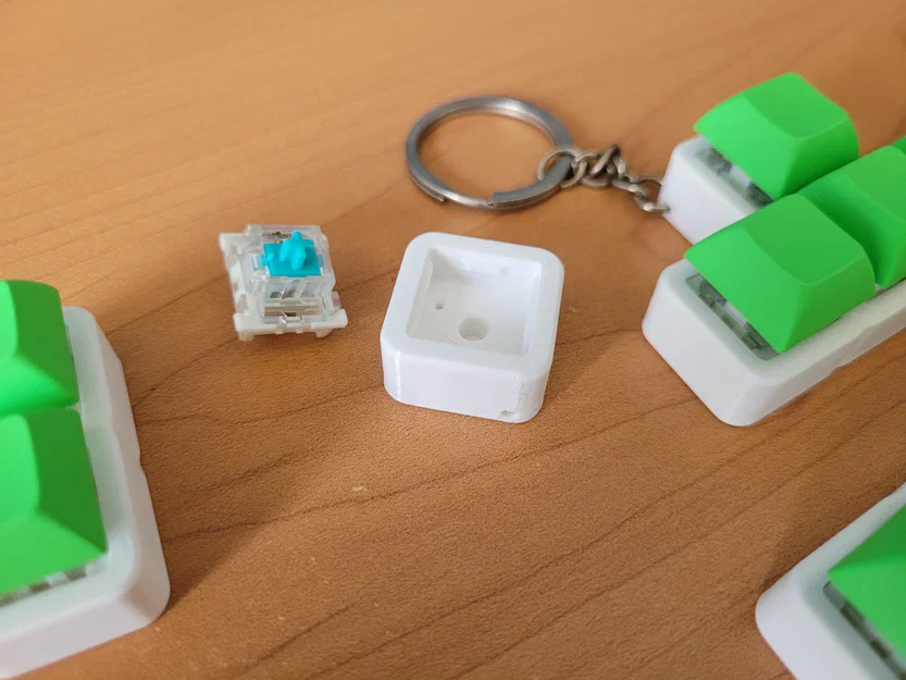 Đồ chơi móc khóa bấm switch giảm stress (Stress-Relief Keychain Toys) - Image 3