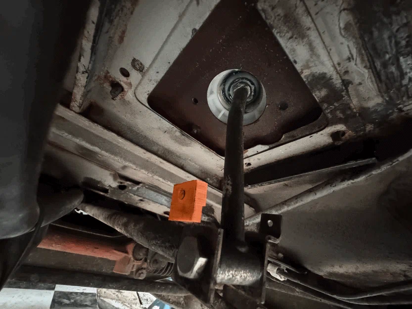 Thanh dẫn hướng cần số (Shiftguide) cho xe VW T3 - Phụ tùng 3D - Image 3