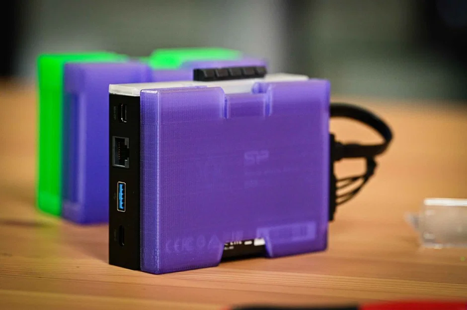 Ngàm giữ SSD 2.5 inch cho ZimaBlade (ZimaBlade 2.5 inch SSD Holder) - Image 7