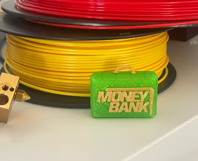 Vali WWE Money in the Bank (MITB) tỉ lệ Action Figure - Image 1