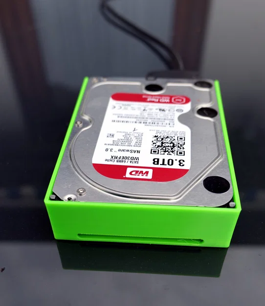 Khung ốp bảo vệ ổ cứng HDD 3.5 inch in 3D tiện lợi - Image 1