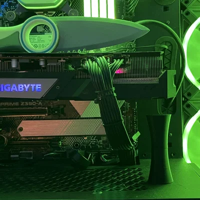 Giá đỡ GPU điều chỉnh độ cao, không lộ ren thẩm mỹ cho PC Gaming