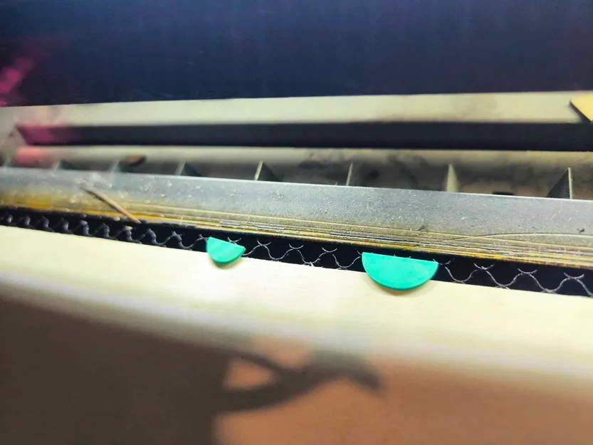 Kẹp/Chốt CO2 Laser Honeycomb (CO2 LASER HONEYCOMB PINS/CLAMPS) - Image 3