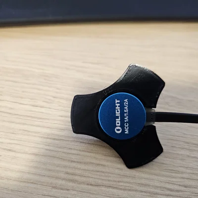 Chân đế sạc nam châm Olight bản mới nhỏ hơn (Magnetic Charger Stand)