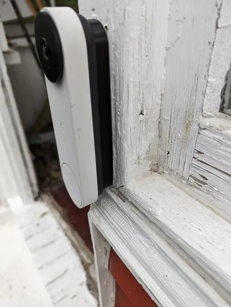 Miếng đệm (Spacer) che dây cho Google Nest Doorbell tiện lợi - Image 1