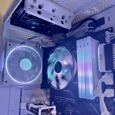 Adapter gắn ổ cứng 3.5" vào khe quạt 120mm trong PC case