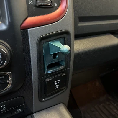 Ngàm Gắn Điện Thoại Cho Xe RAM 1500 2500 3500 (Thế Hệ 4)