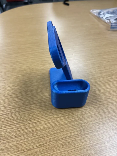 Bản Mới: Dock sạc 3-in-1 iPhone MagSafe + Apple Watch + AirPods - Image 5