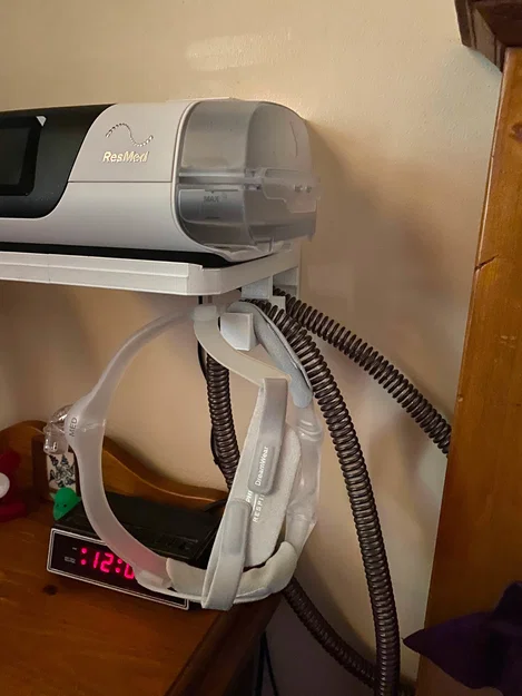 Giá treo tường cho máy CPAP Airsense 11 - Image 3