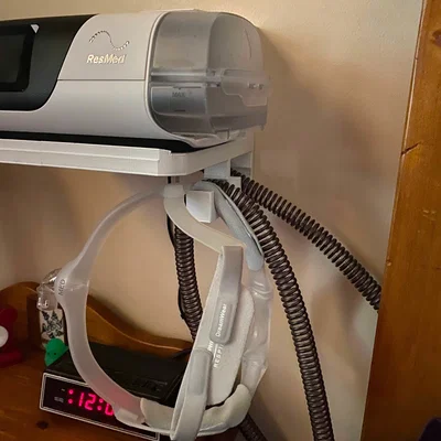 Giá treo tường cho máy CPAP Airsense 11