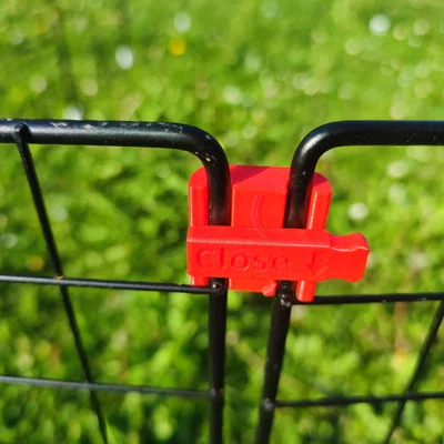 Hàng rào thú cưng ngoài trời – Giải pháp làm chuồng rẻ (Outdoor Pet Fence)