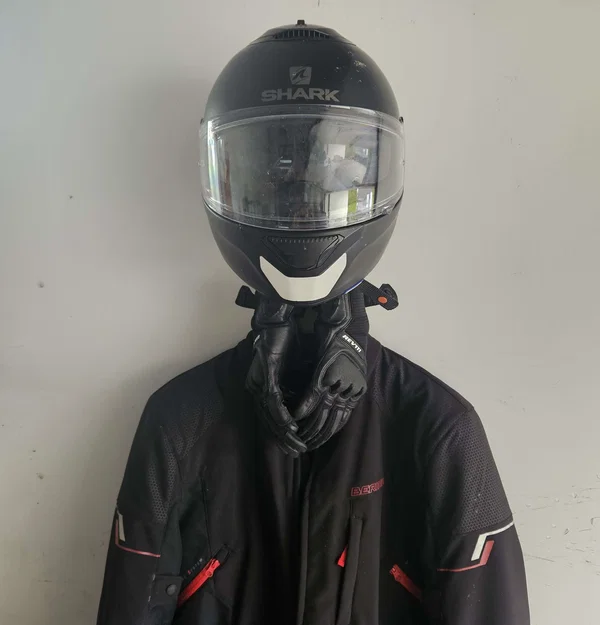 Móc treo găng tay mô tô thông minh dành cho Ultimate Helmet Holder - Image 2