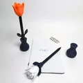 Bút Fidget TwistBloom: Viết, xoay chơi, trang trí - Thumbnail 1