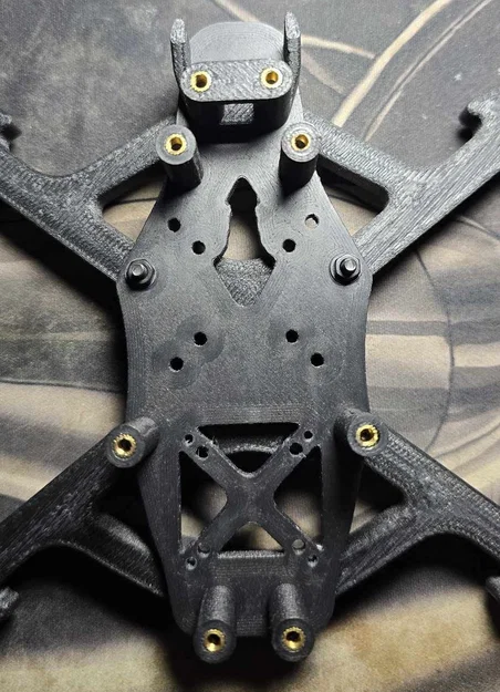 Khung Glu4 4" FPV Drone Frame in 3D (Freestyle, bền, hỗ trợ 20x20/30x30) - Image 8