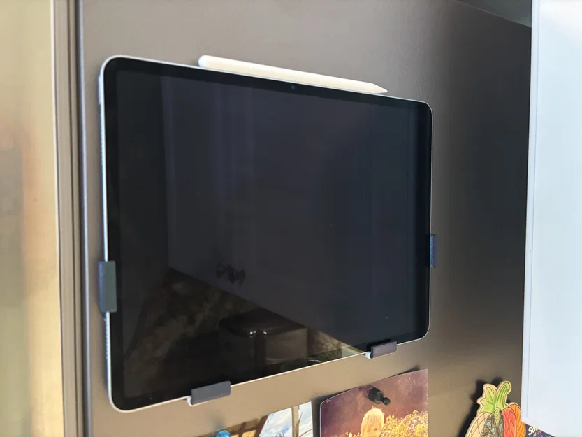 Giá Treo Tường iPad Air M2 - Image 1