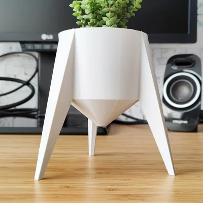 Chậu cây & planter Star Probe – The Invincible