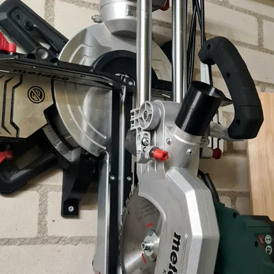 Giá treo tường lưu trữ cho máy cưa góc Metabo KGS 216 M