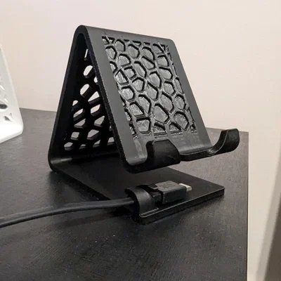 Kệ đỡ điện thoại kèm kẹp giữ dây sạc (Phone Stand with Cable Holder)